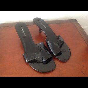 Donald Pliner sandals size 10